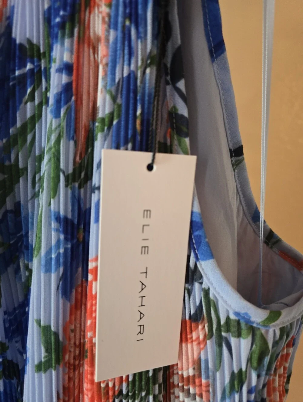 NWT Elie Tahari The Morgan Midi Dress Floral Pleated Halter in size Small - Picture 9 of 17